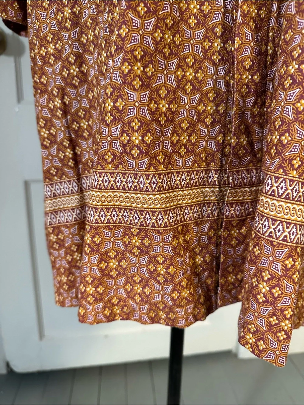 Men's Casual Button-Down Shirt in Rust Floral Print Batik Vintage